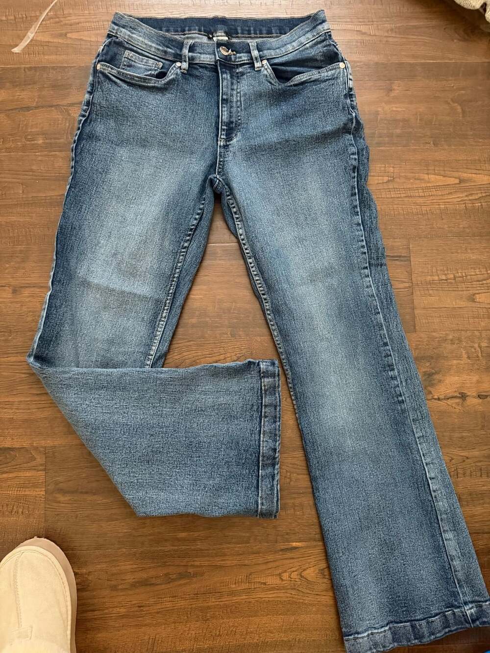 Venus Blue Jeans Size 10S Bootcut Mid Rise Denim Pants